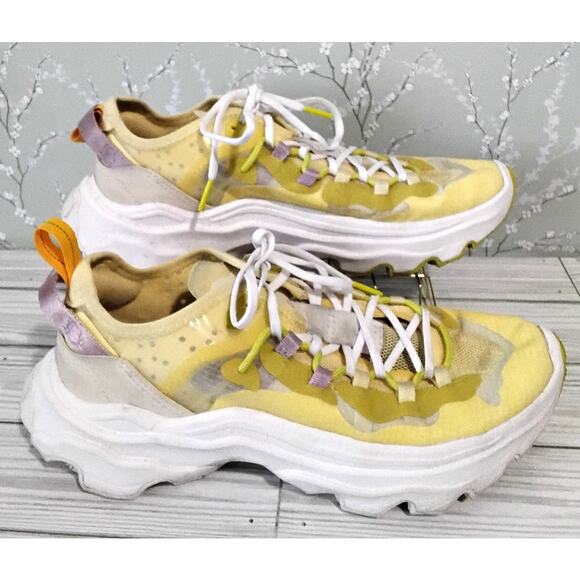 Sorel Kinetic Breakthru Tech Lace Yellow Womens SZ 8.5 Women's Running Shoes - Picture 3 of 9